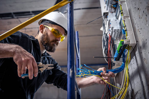Best Emergency Electrician Near Me  in Chesterland, OH